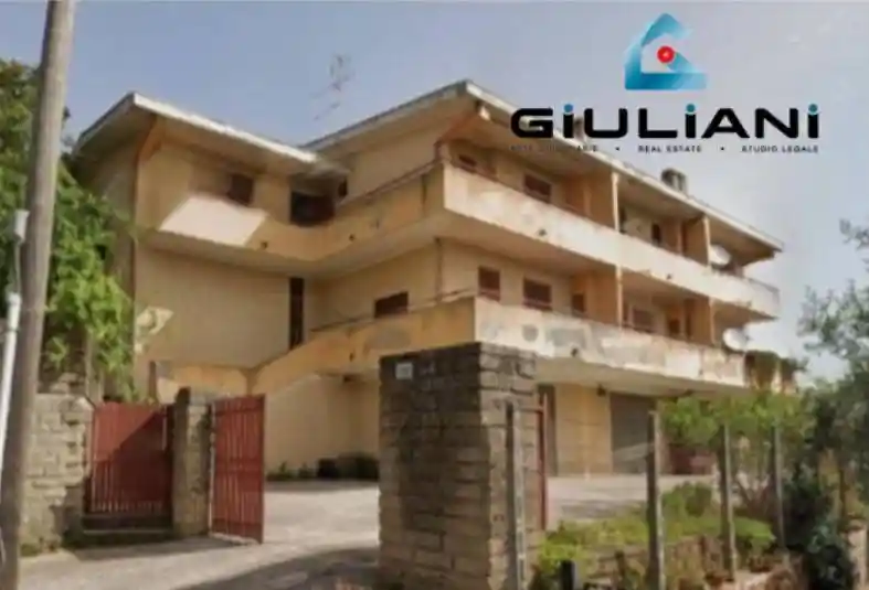 Villetta a schiera in vendita a Velletri