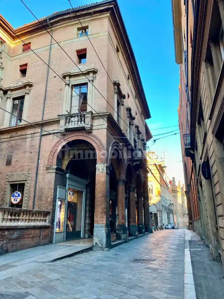 Appartamento in affitto a Bologna