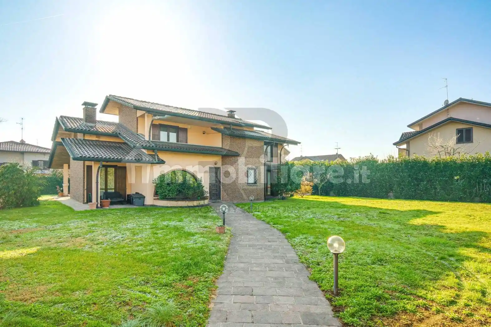 Villa in vendita a Cislago