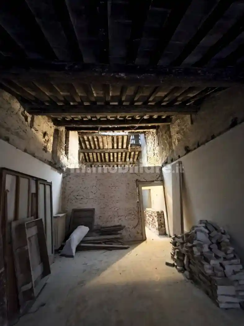 Palazzo - Edificio in vendita a Padova