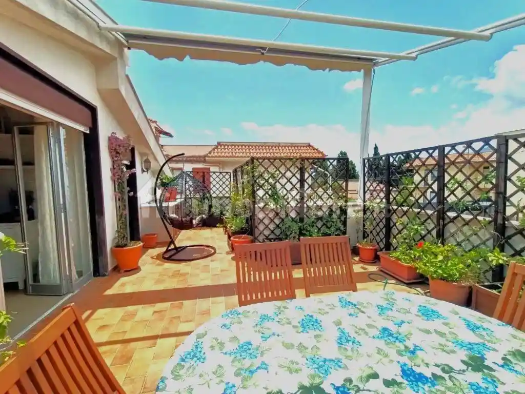 Appartamento in affitto a Palermo