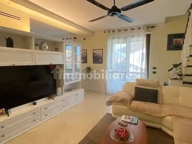 Appartamento in vendita a Piacenza