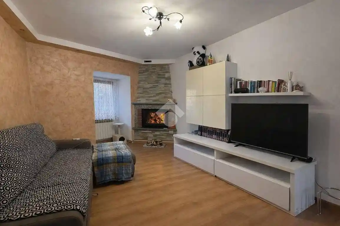 Casa indipendente in vendita a Pian Camuno