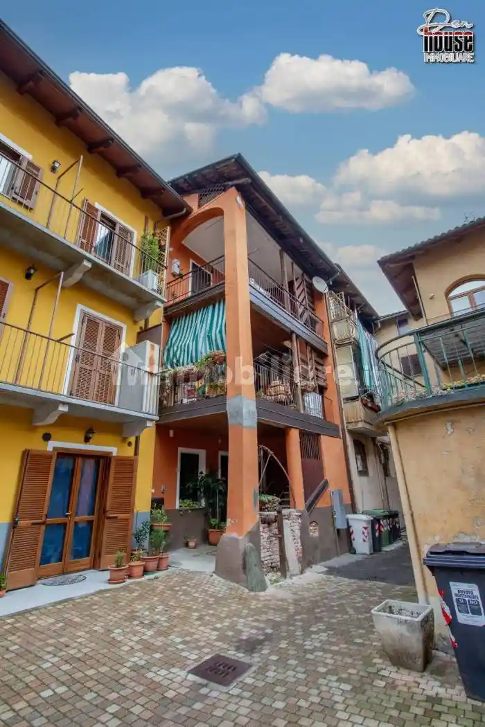 Casa indipendente in vendita a Giaveno