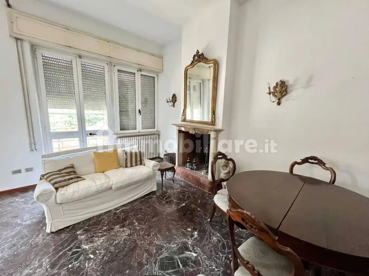 Appartamento in vendita a Massa