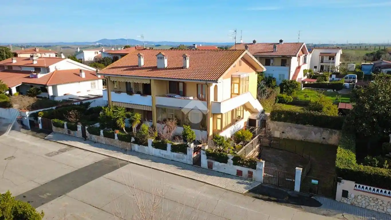 Appartamento in vendita a Montalto di Castro