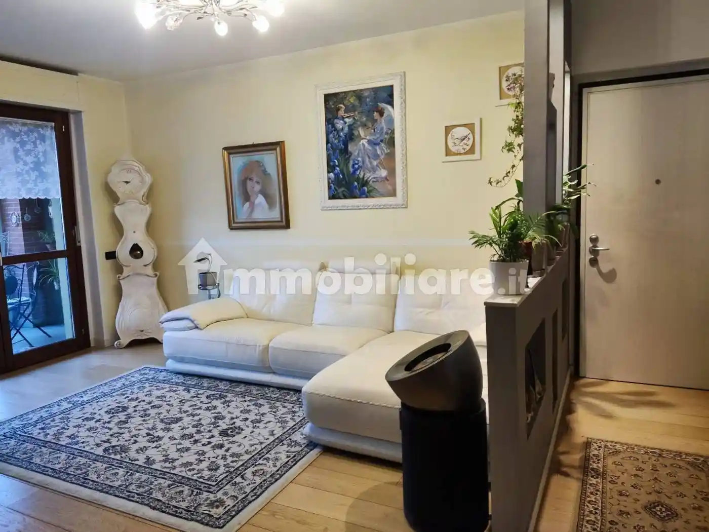 Appartamento in vendita a Trezzano sul Naviglio