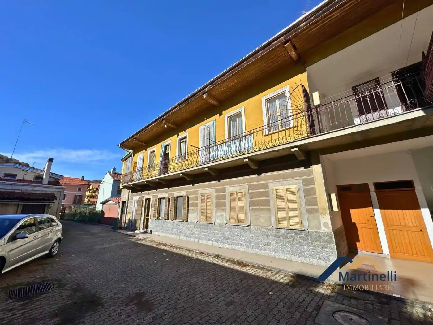 Casa indipendente in vendita a Serravalle Sesia