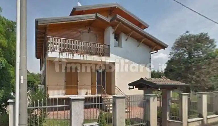 Appartamento in vendita a Turate