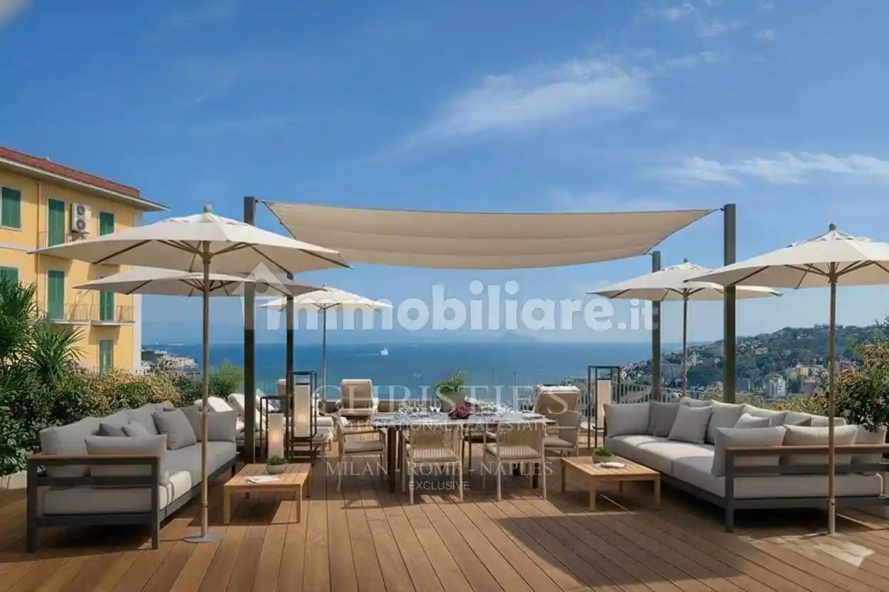 Appartamento in vendita a Napoli