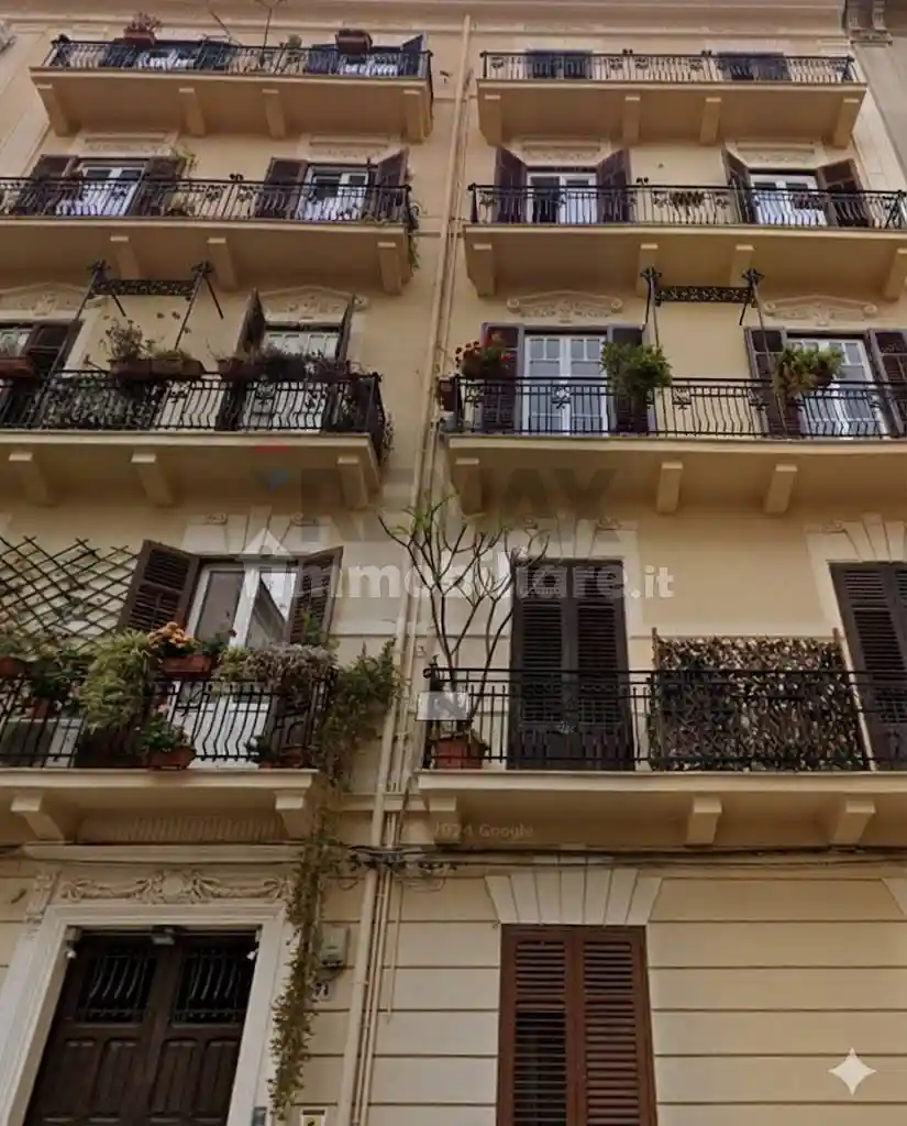 Appartamento in vendita a Palermo