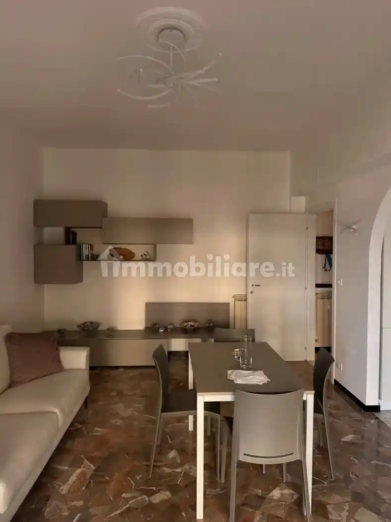 Appartamento in affitto a Spotorno