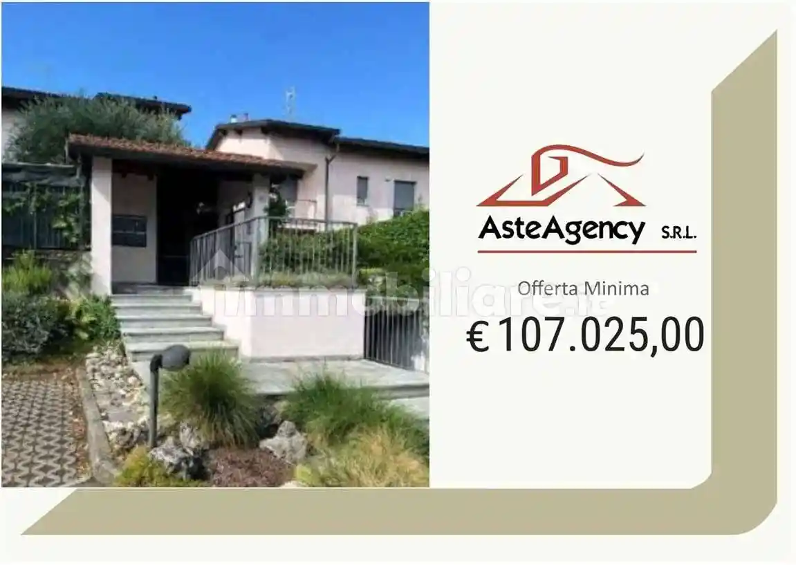Appartamento in vendita a Costa Masnaga