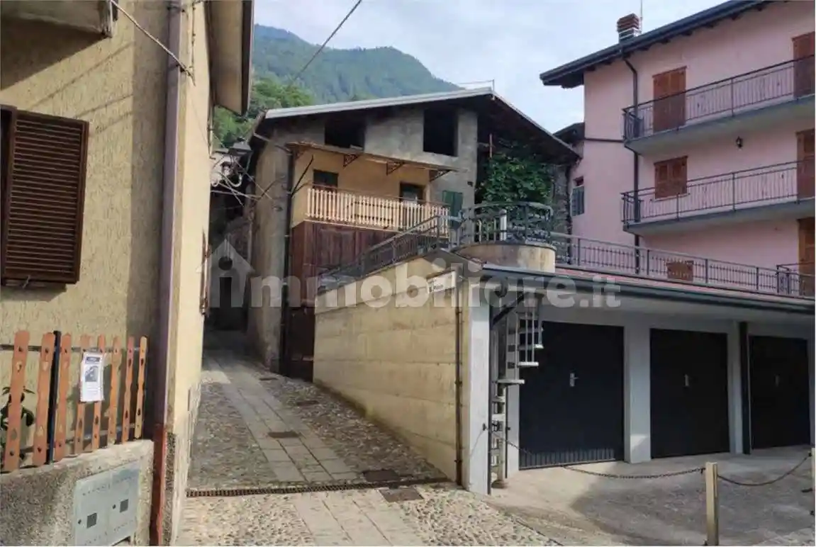 Casa indipendente in vendita a Edolo