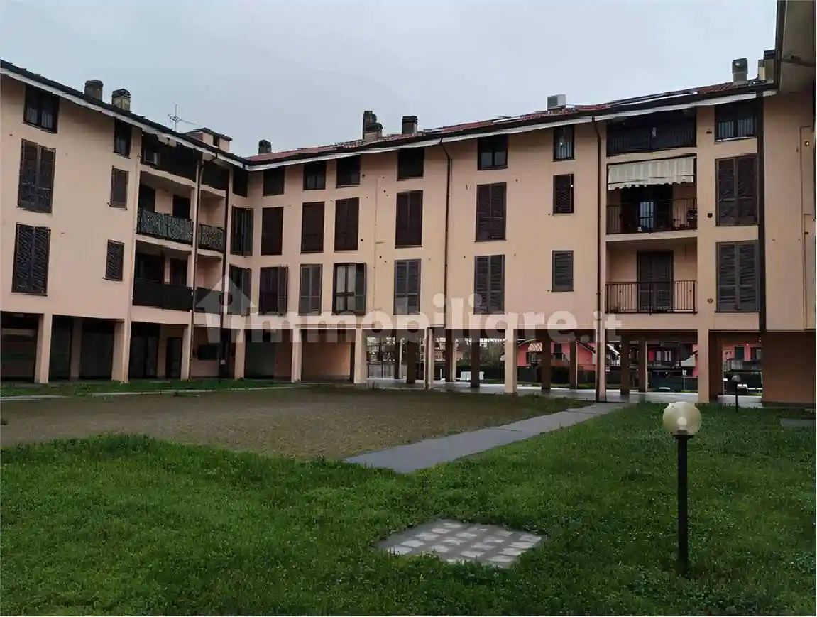 Appartamento in vendita a Grezzago