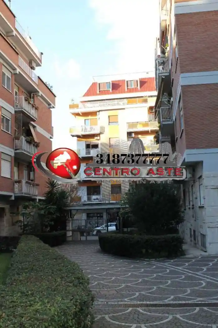 Appartamento in vendita a Roma