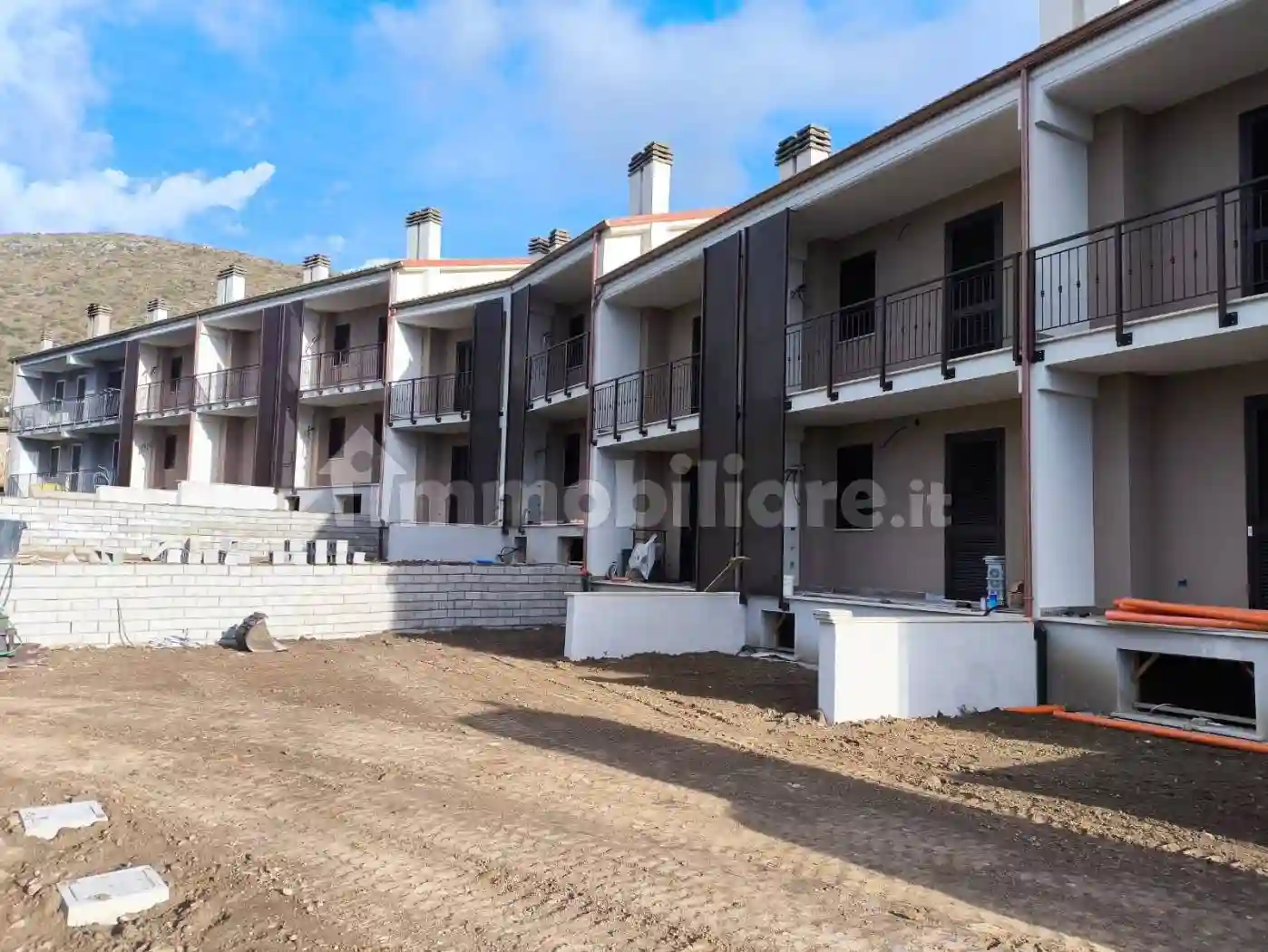 Villetta a schiera - foto 2