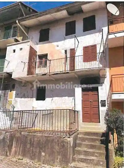 Casa indipendente in vendita a Valdilana