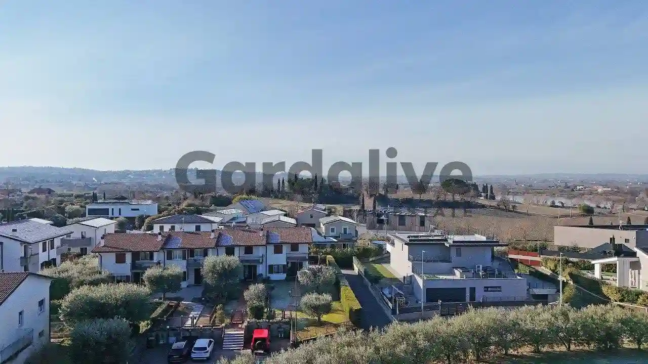 Villetta a schiera - foto 2