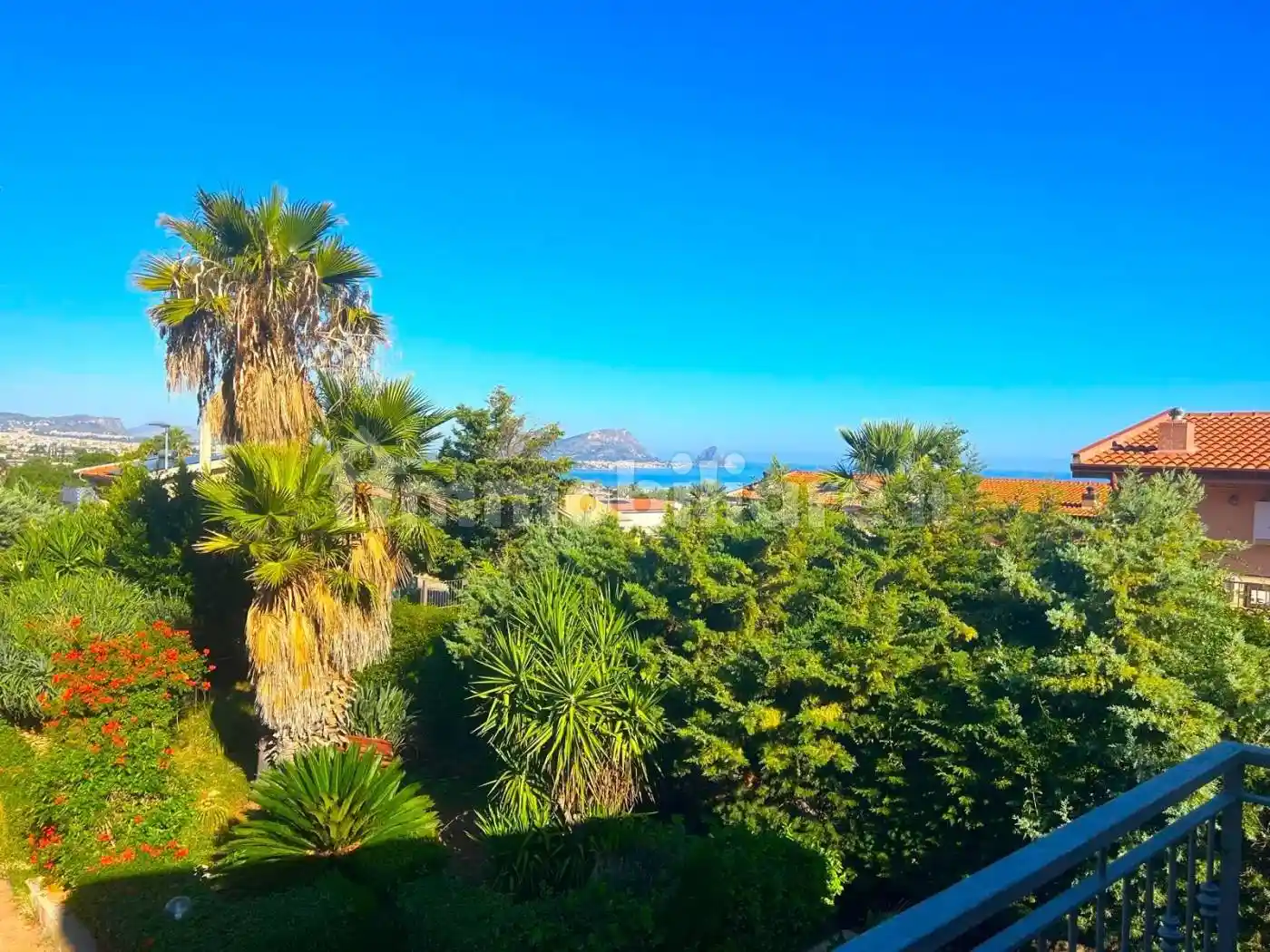 Villa in vendita a Altavilla Milicia