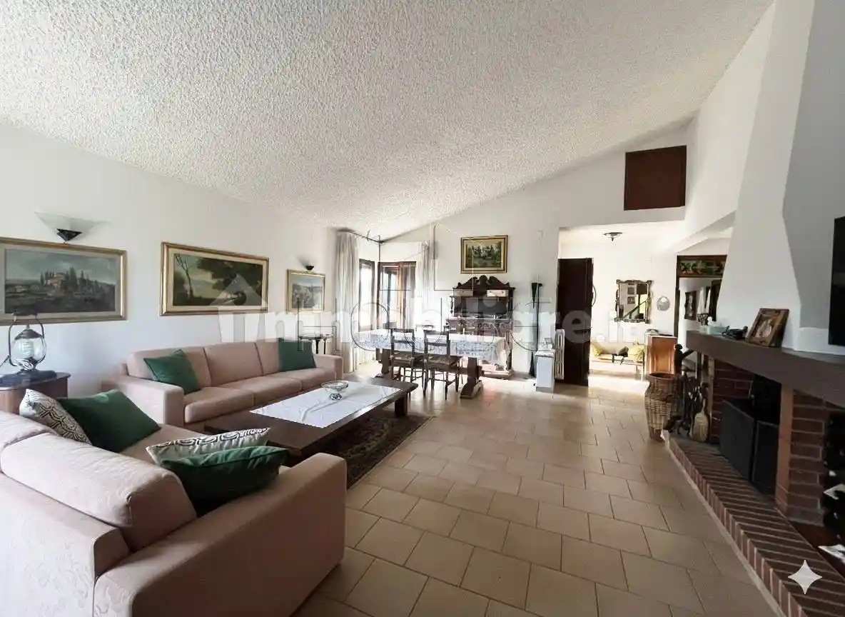 Casa indipendente in vendita a Civitella in Val di Chiana