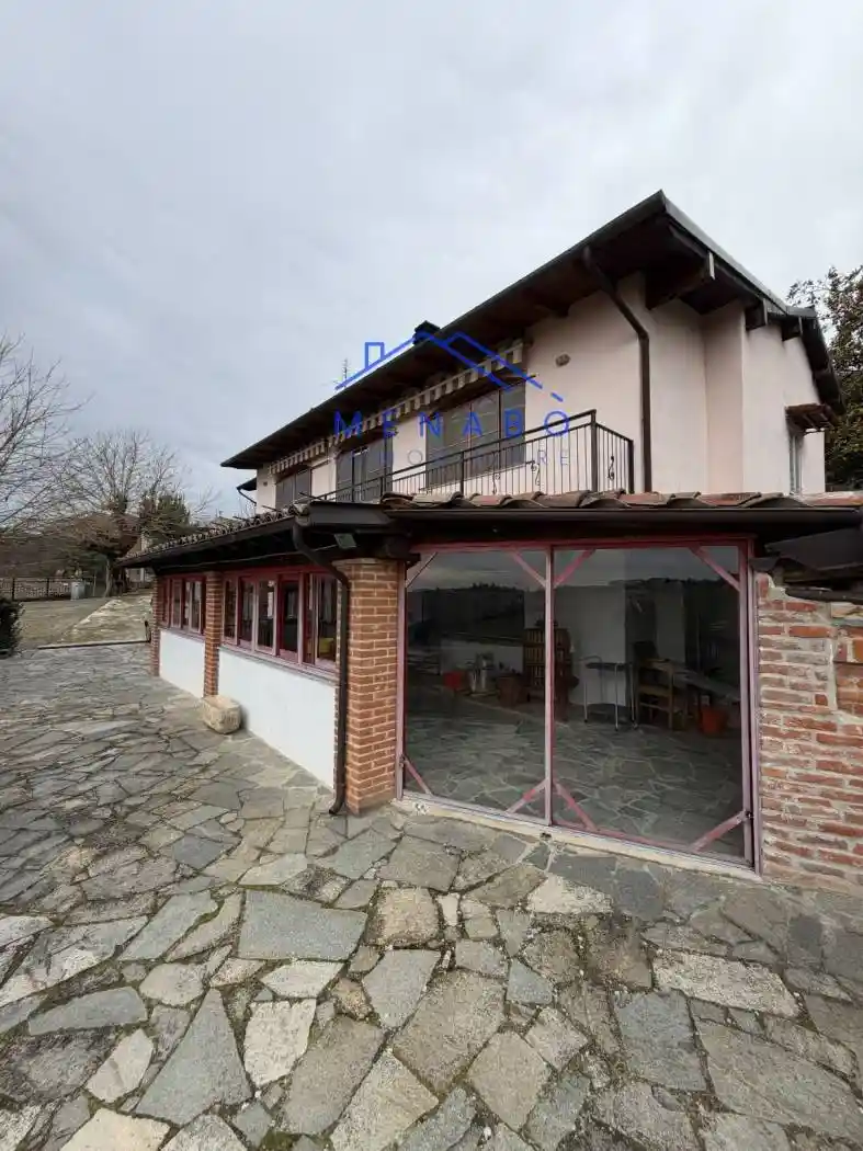 Villa in vendita a Lu e Cuccaro Monferrato