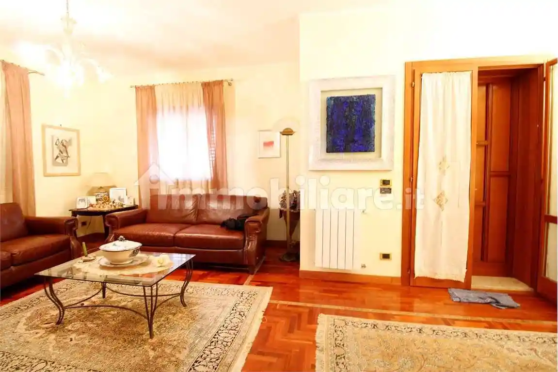 Villa in vendita a Siracusa