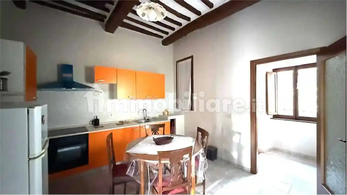 Appartamento in affitto a Todi