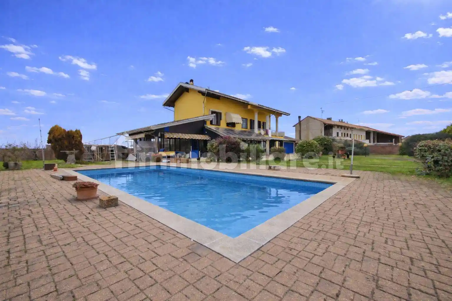 Villa in vendita a Casale Monferrato