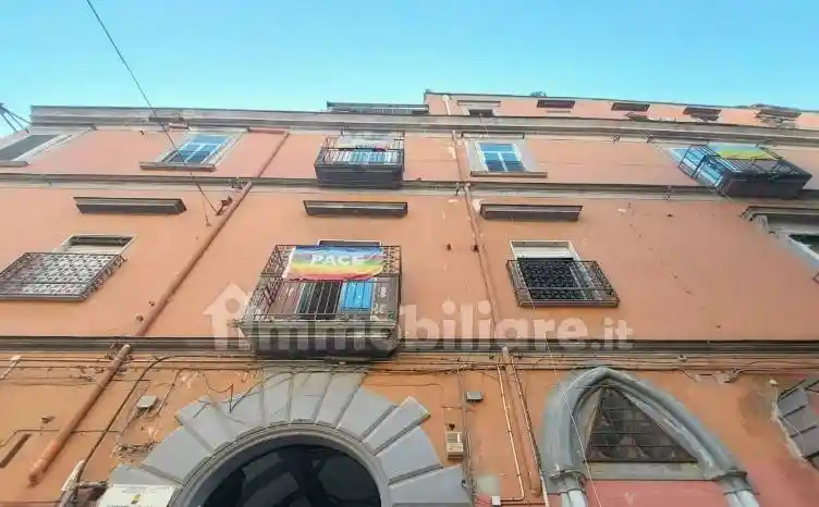 Appartamento in vendita a Napoli
