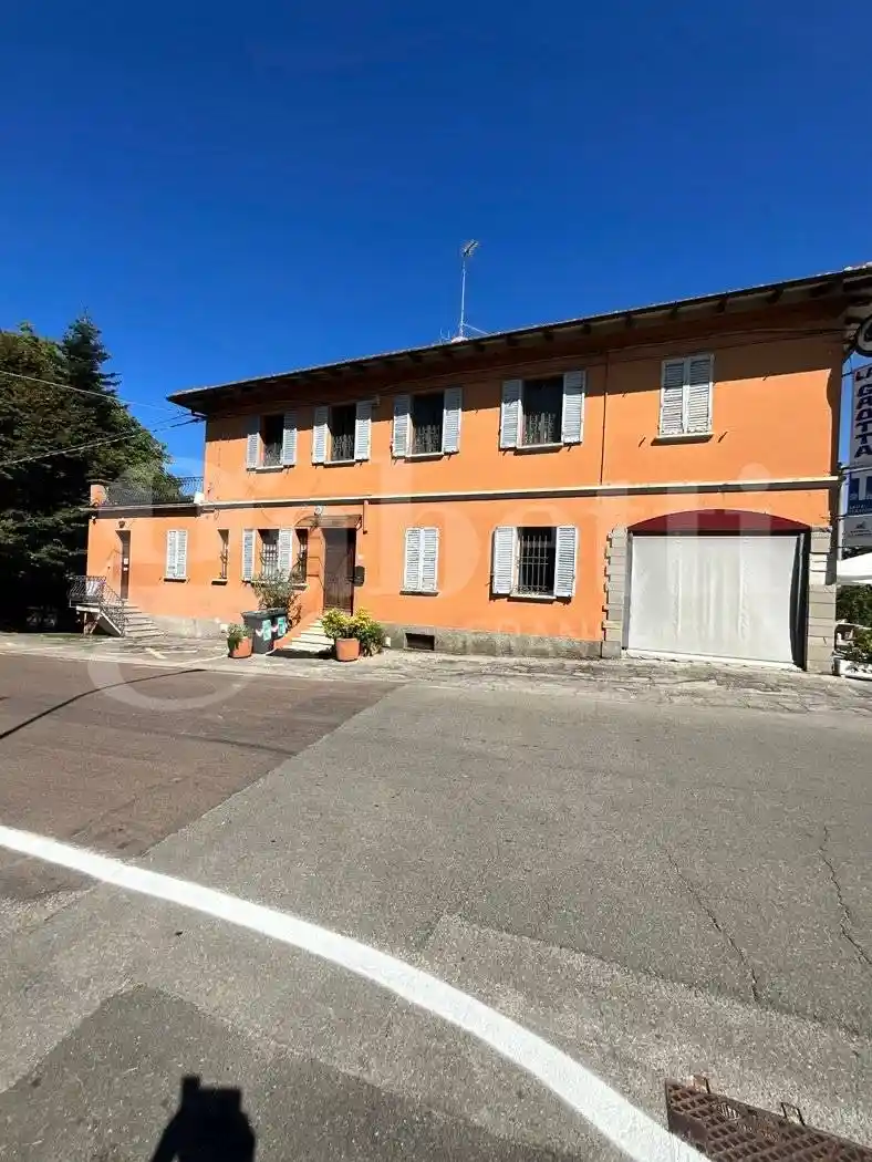 Palazzo - Edificio in vendita a Sasso Marconi