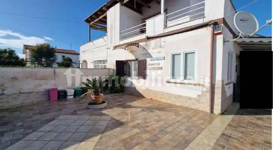 Appartamento in vendita a Pomezia