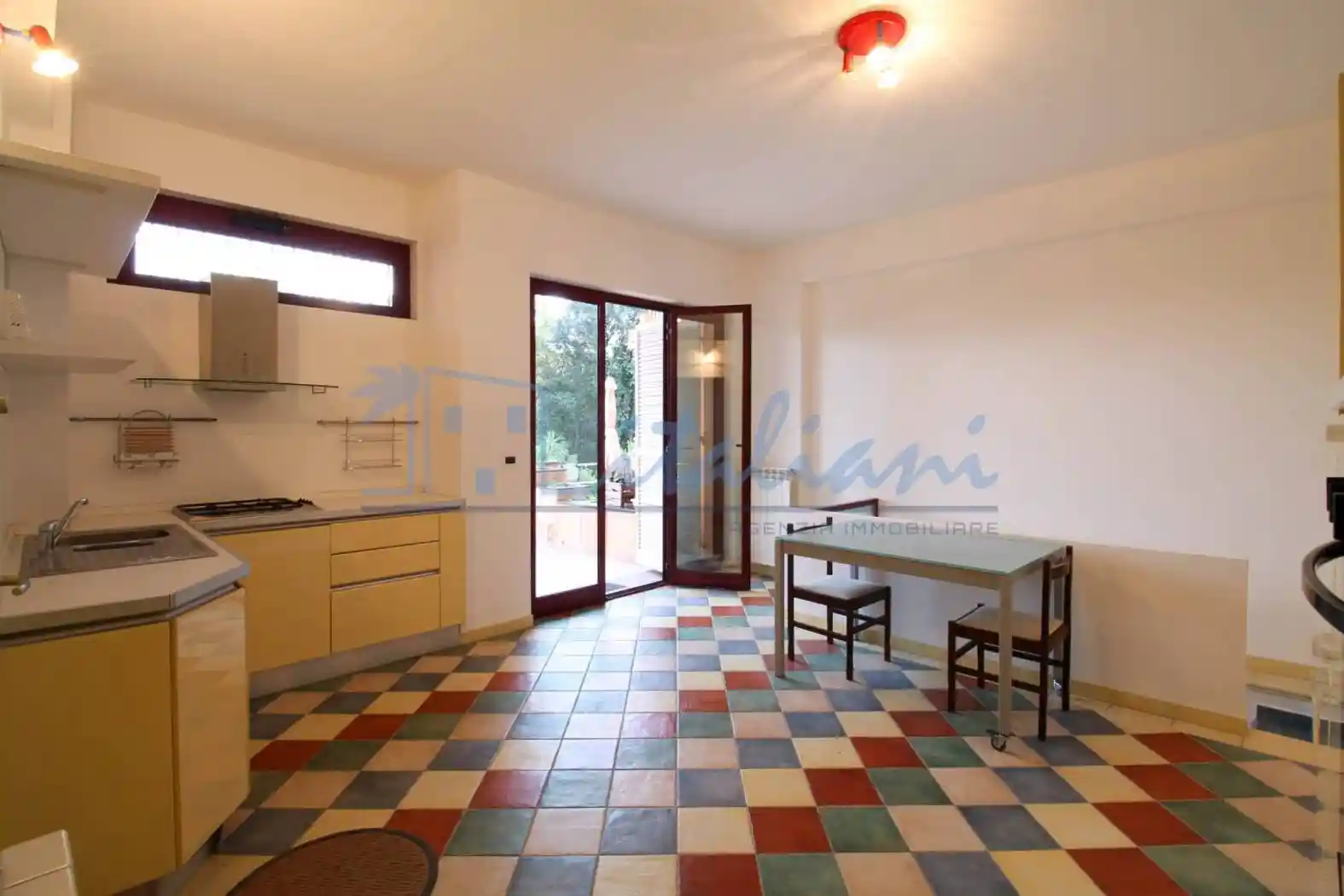 Appartamento in vendita a Varazze