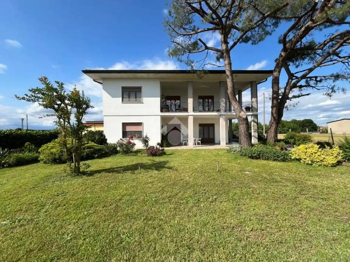 Appartamento in vendita a Isola Rizza