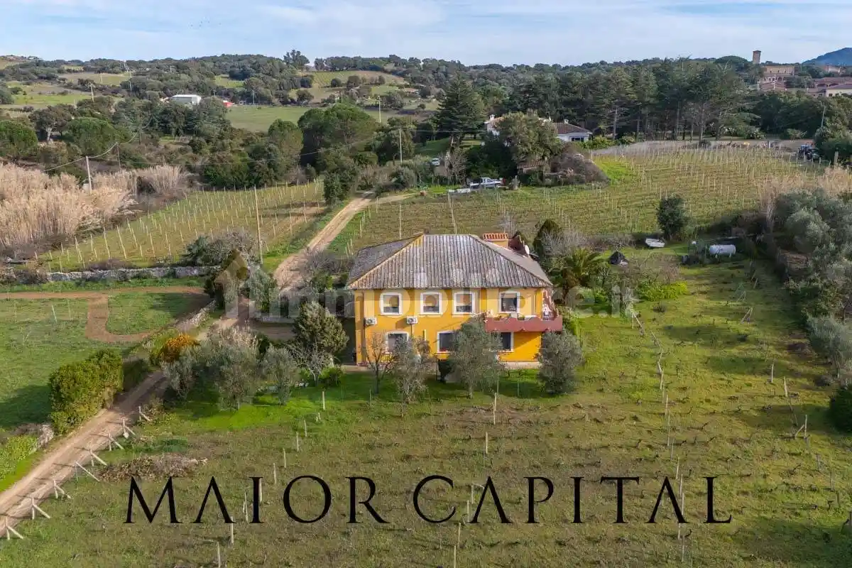 Villa in vendita a Monti