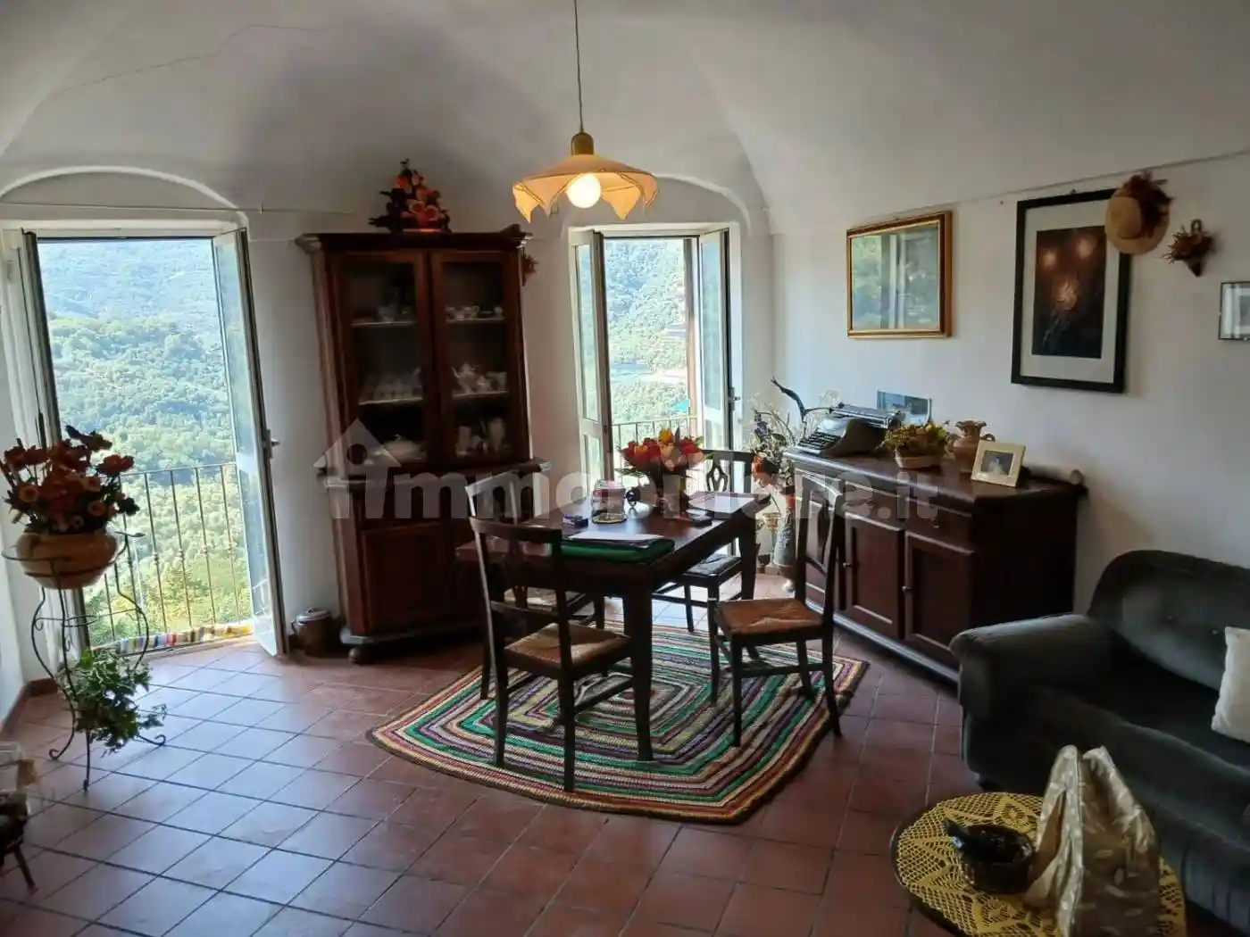 Appartamento in vendita a Pietrabruna