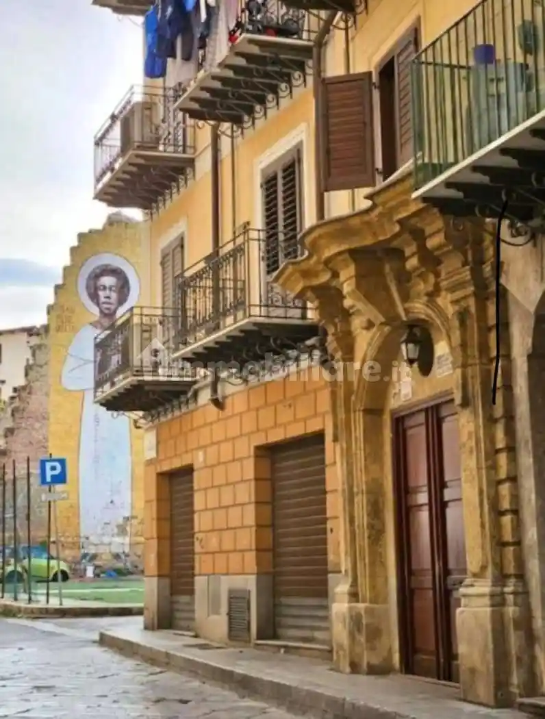 Appartamento in vendita a Palermo