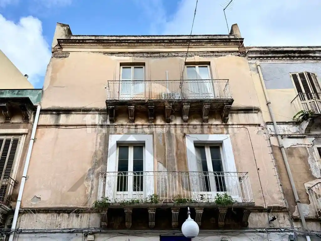 Appartamento in vendita a Augusta