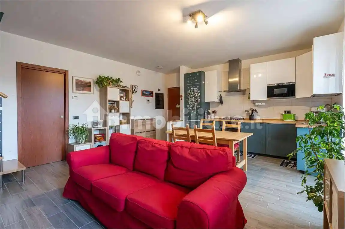 Appartamento in vendita a Alserio