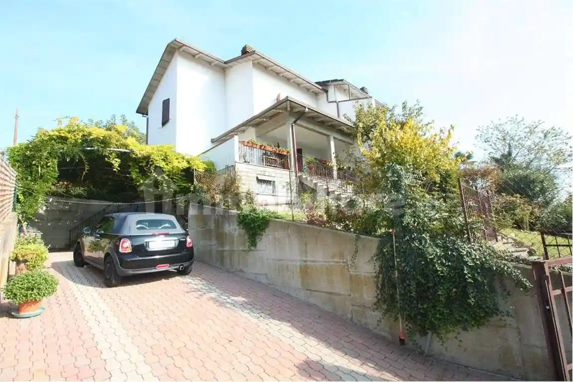 Villetta a schiera in vendita a Maranello