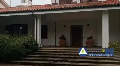 Villa in vendita a Viterbo