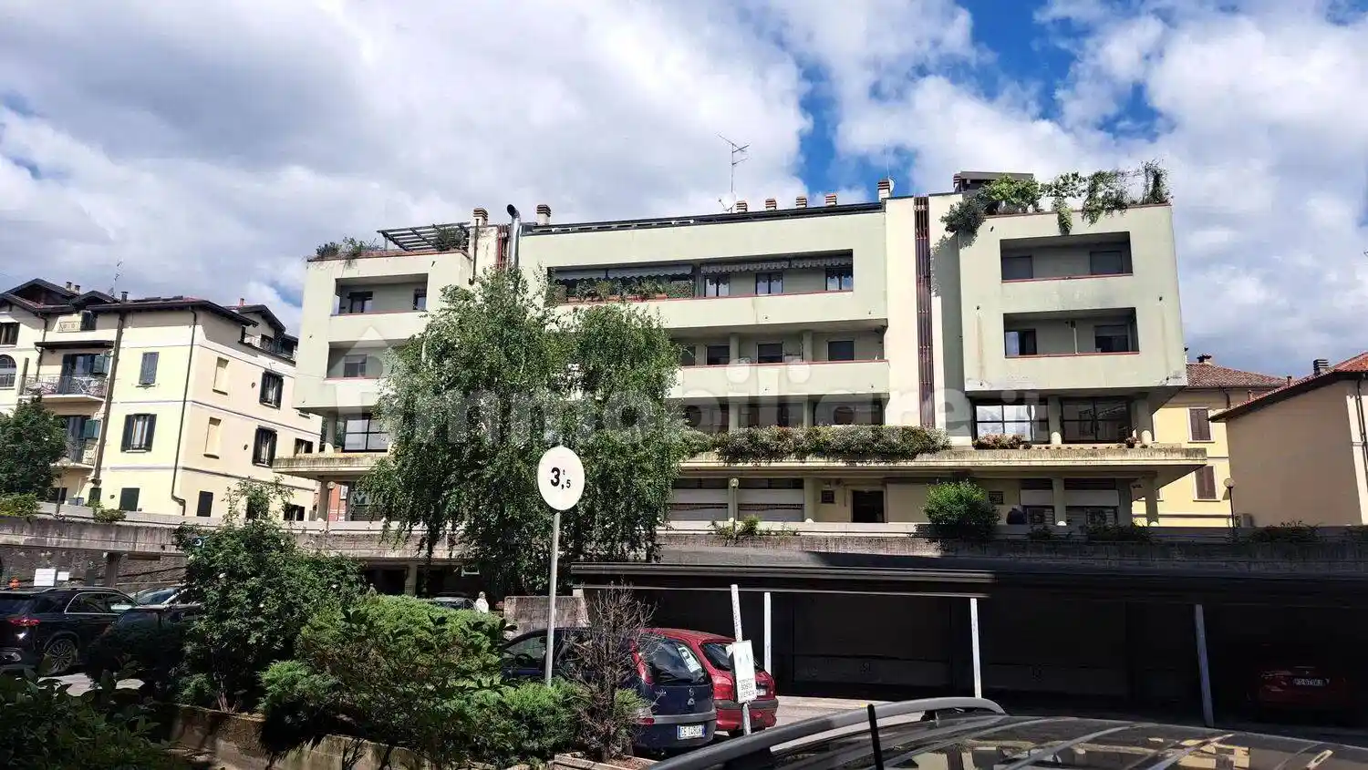 Appartamento in vendita a Erba