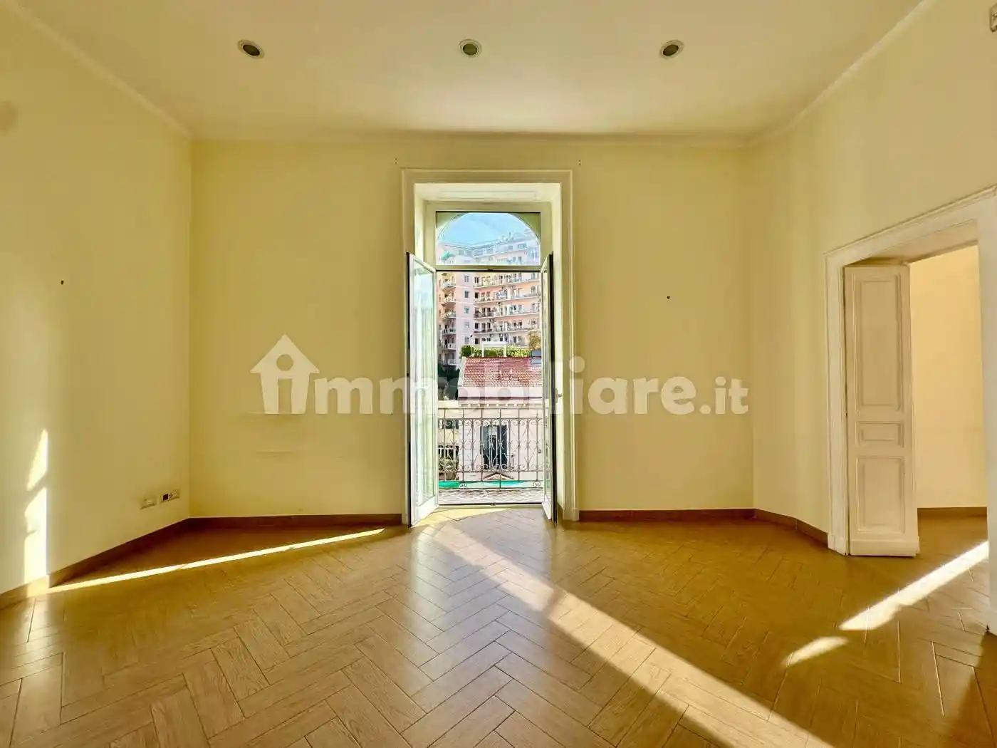 Appartamento in affitto a Napoli