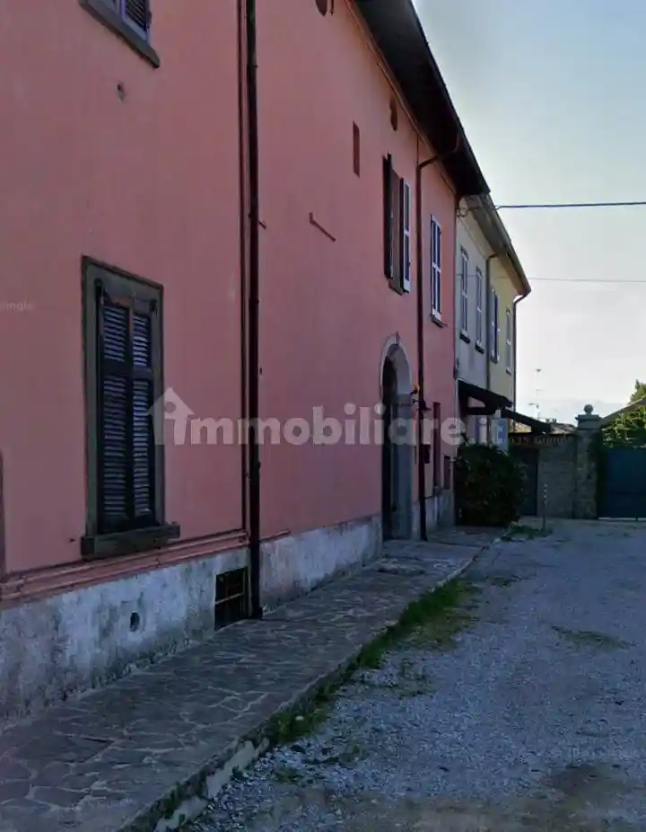 Appartamento in vendita a Ello