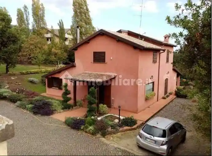 Villetta a schiera in vendita a Velletri