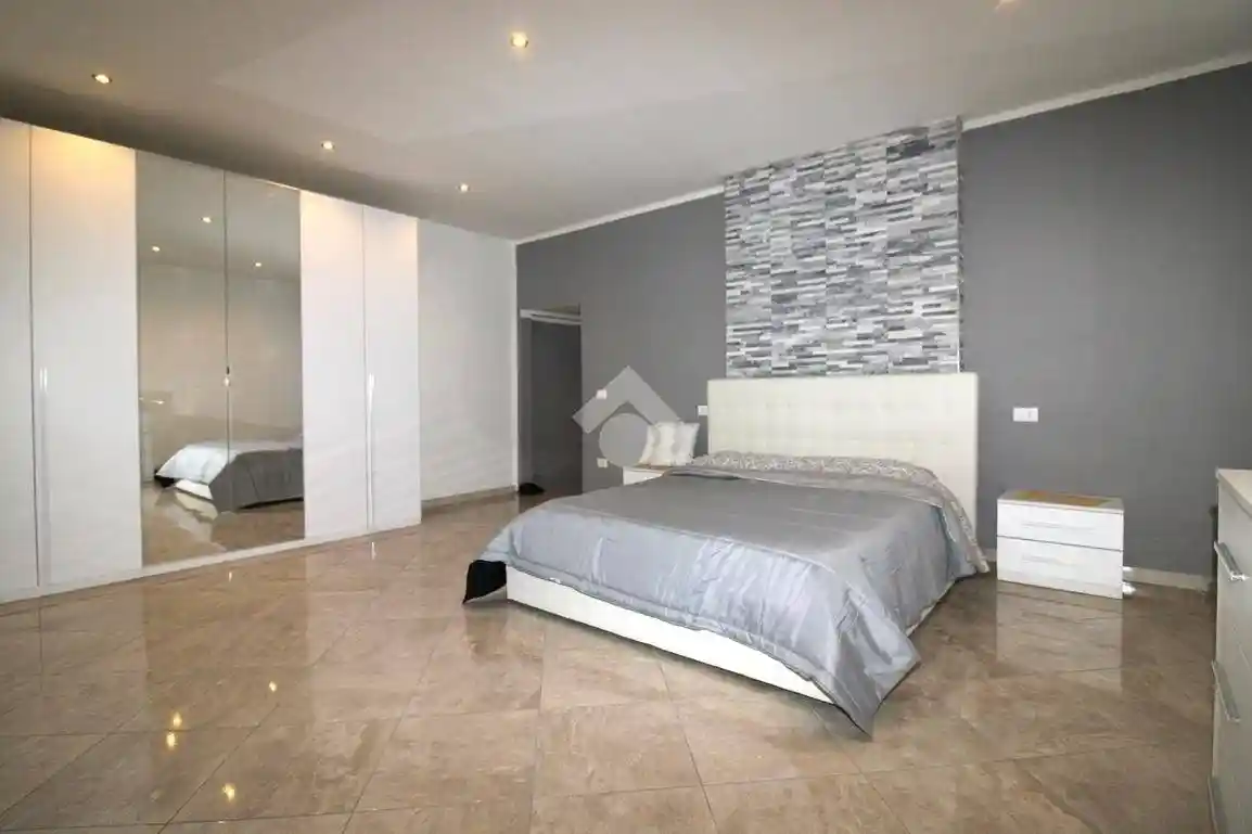 Casa indipendente in vendita a Pistoia