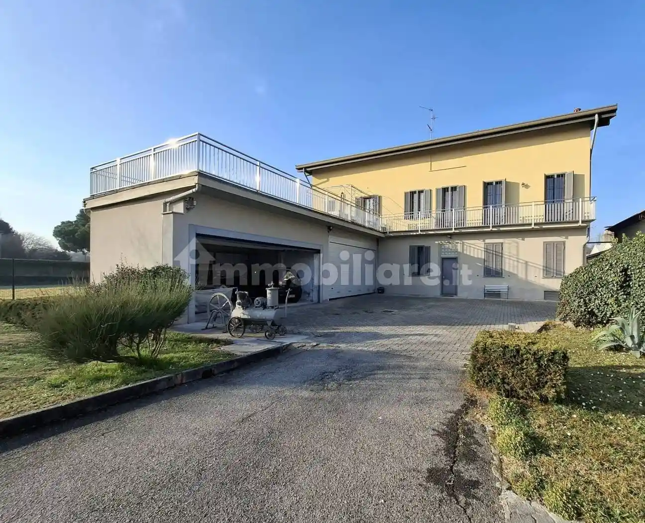 Villa in vendita a Monza