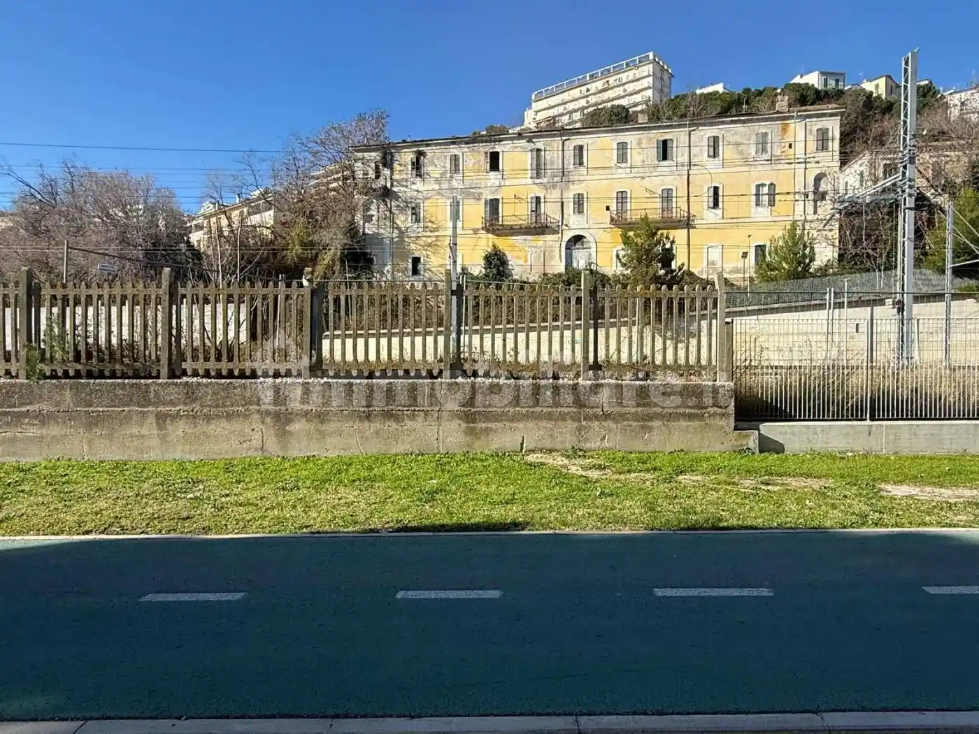 Palazzo - Edificio in vendita a Ortona