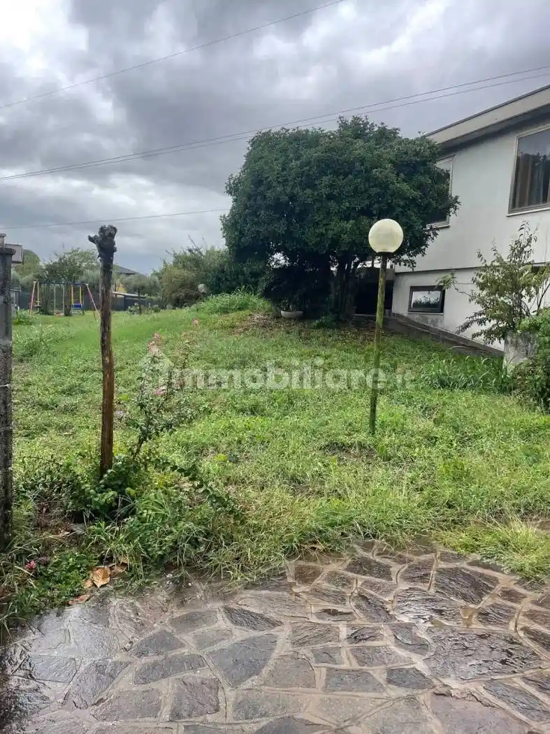 Villa in vendita a Paese