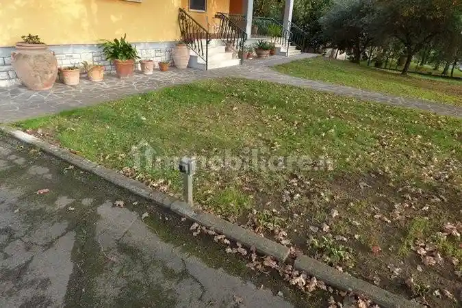 Villa in vendita a Lucca
